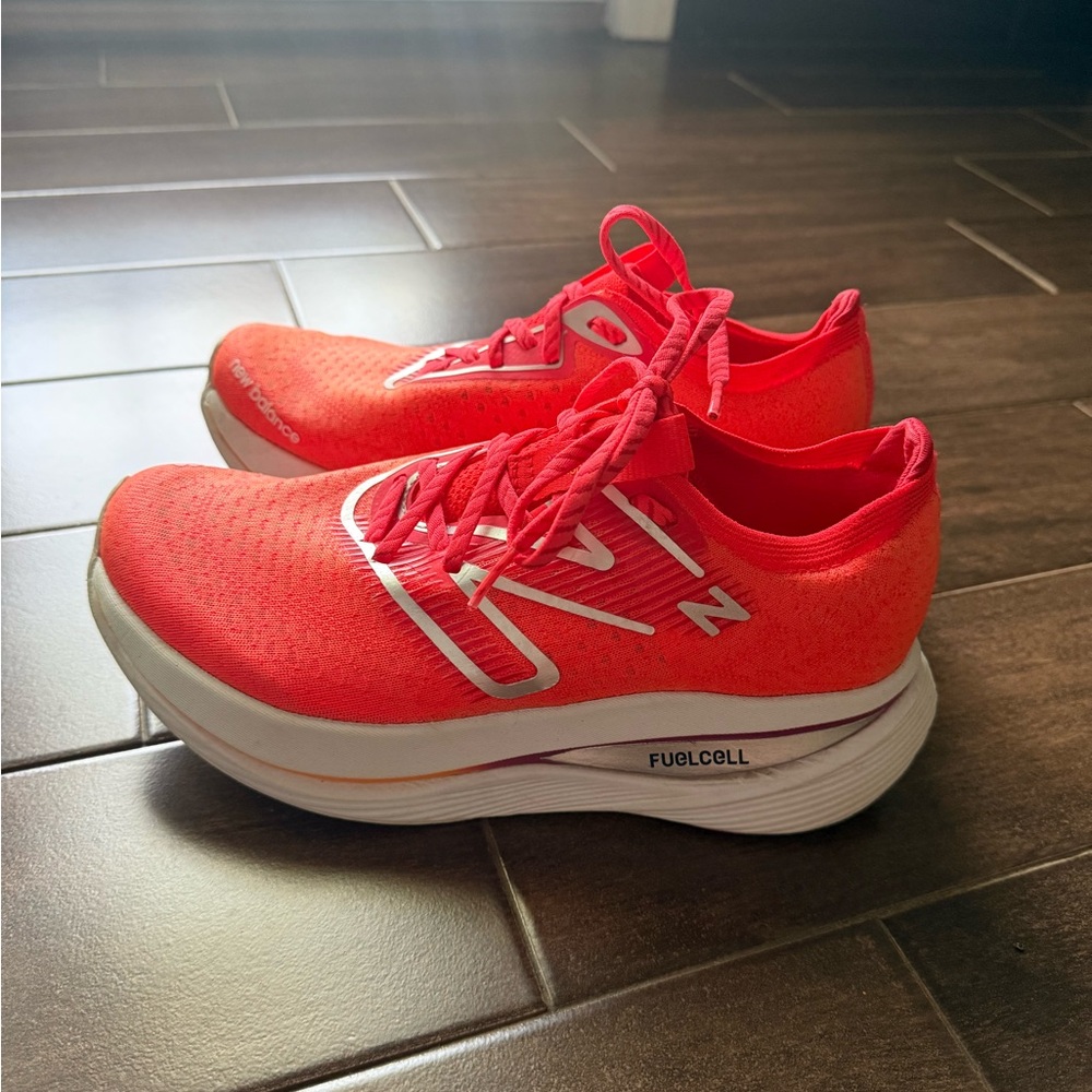 NEW BALANCE RUNNING SHOE FUELCELL SUPERCOMP - RED/WHITE